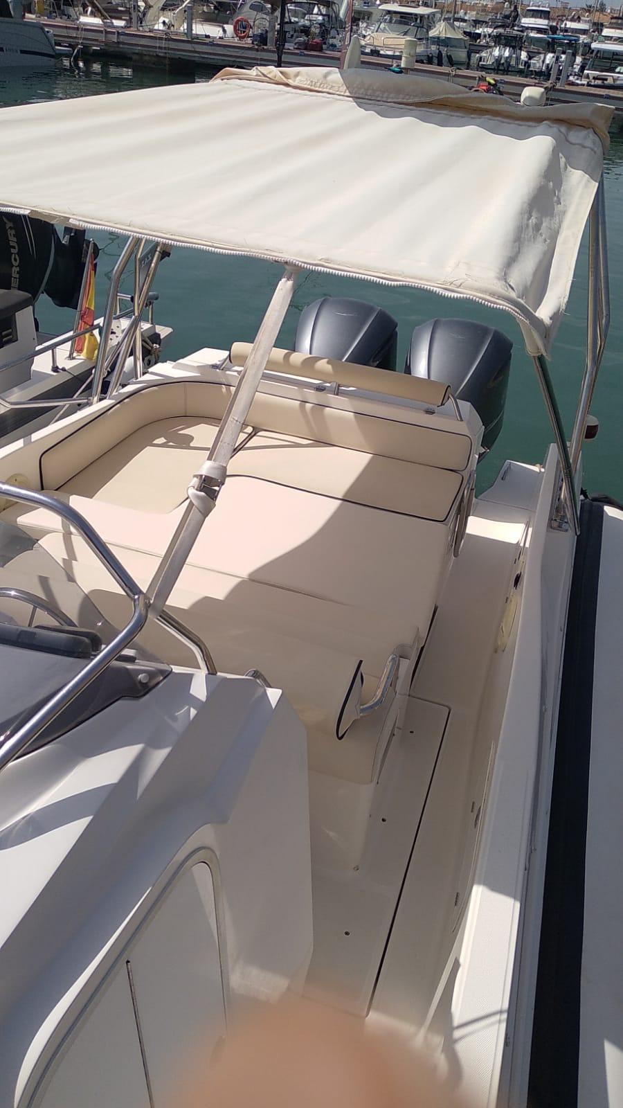Zar Formenti 87 cockpit sunpad